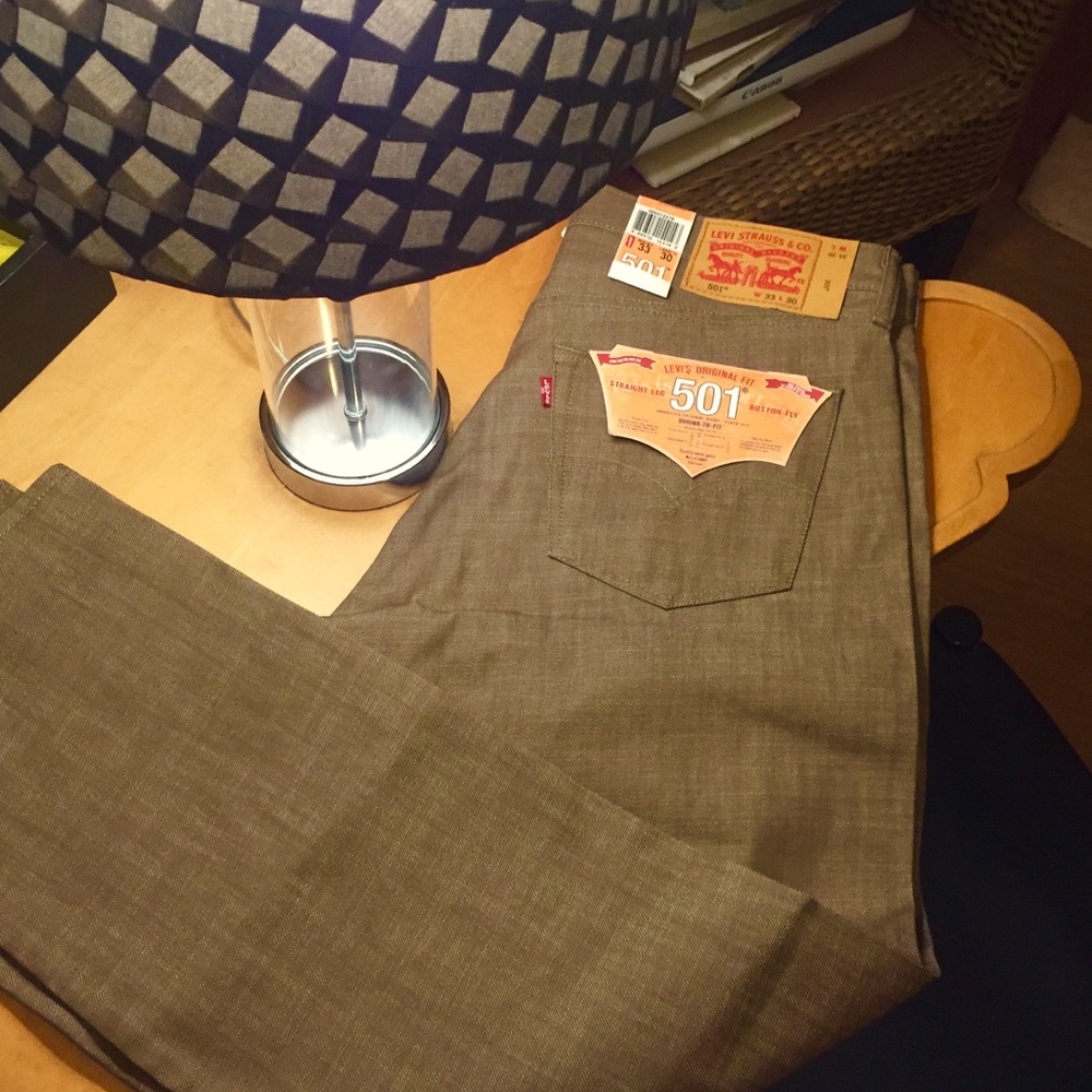 Men’s brand new 501 Levis 33/30 ( Cone Denim)